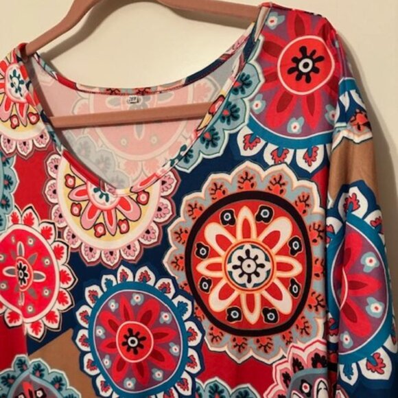 Bright Colored top, no brand, size 28W - Picture 6 of 10